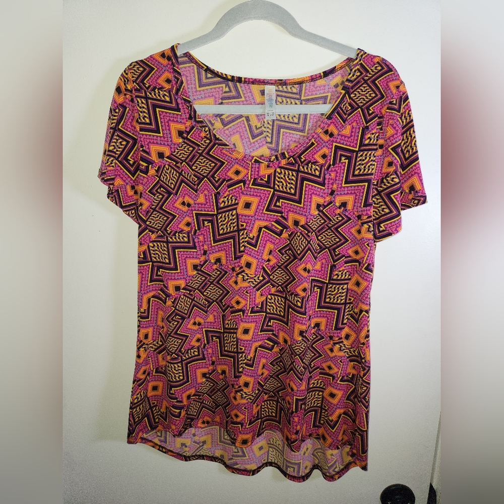 LuLaRue Groovy T-Shirt Small